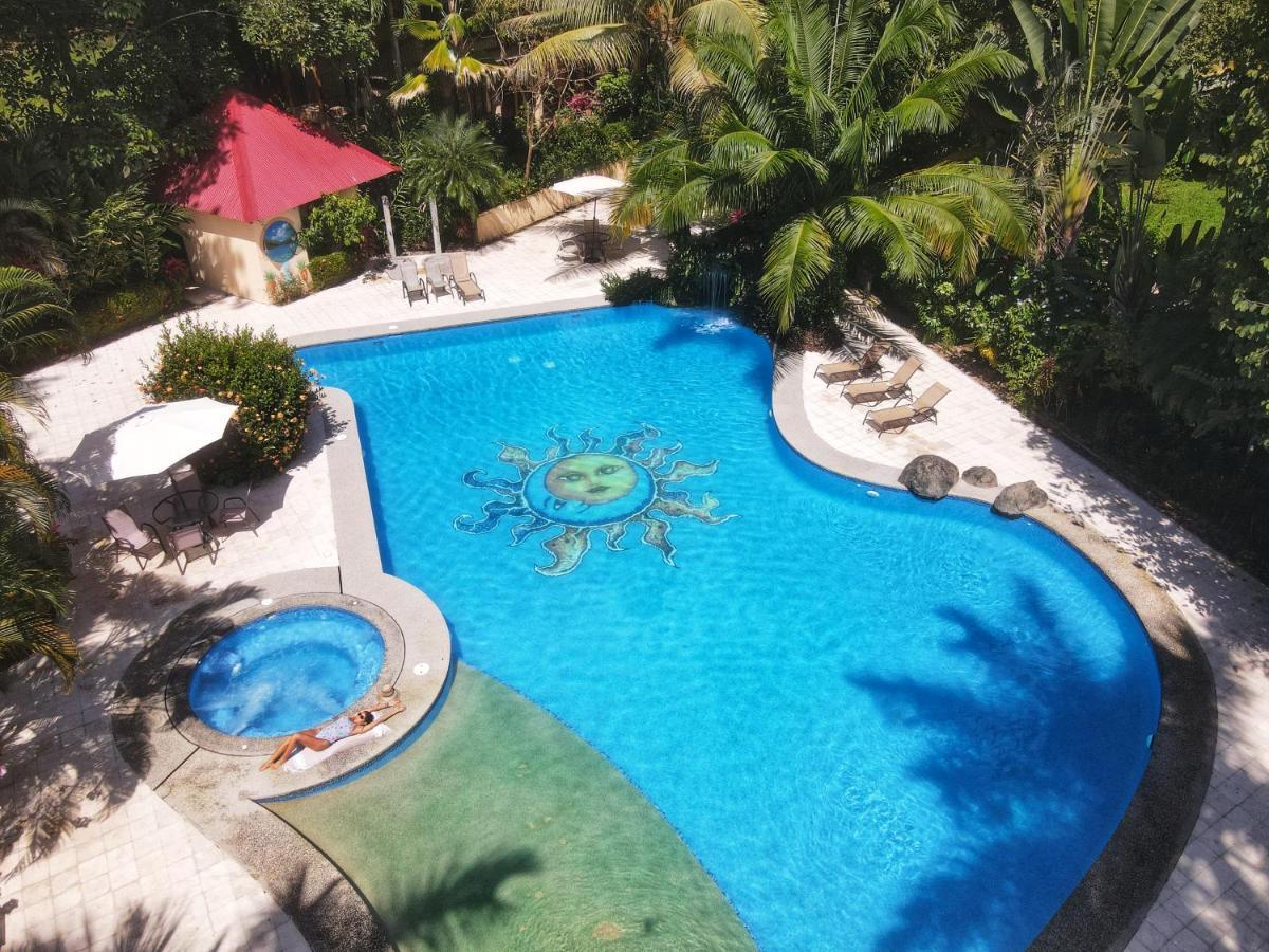 Jaco Hotel Docelunas Exterior photo