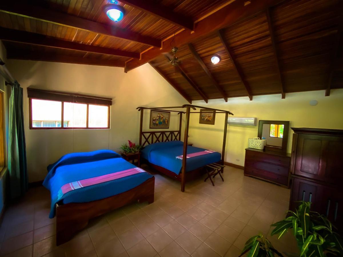 Jaco Hotel Docelunas Exterior photo