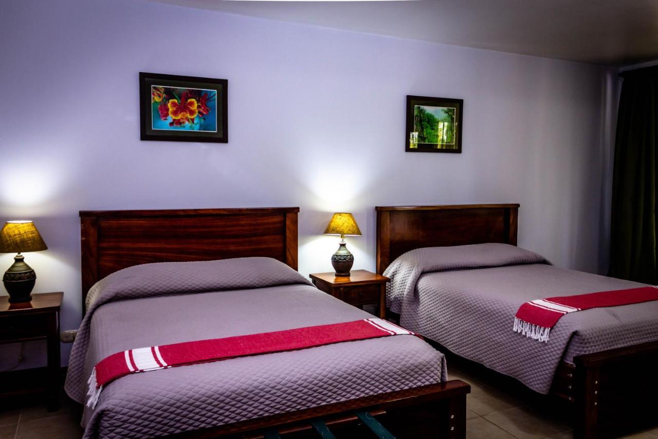 Jaco Hotel Docelunas Exterior photo